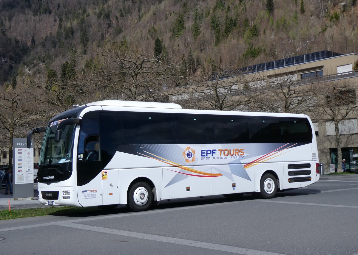 (260'938) - Aus Italien: EPF Tours, Montefiascone - FH-093 NH - MAN am 2. April 2024 beim Bahnhof Interlaken Ost