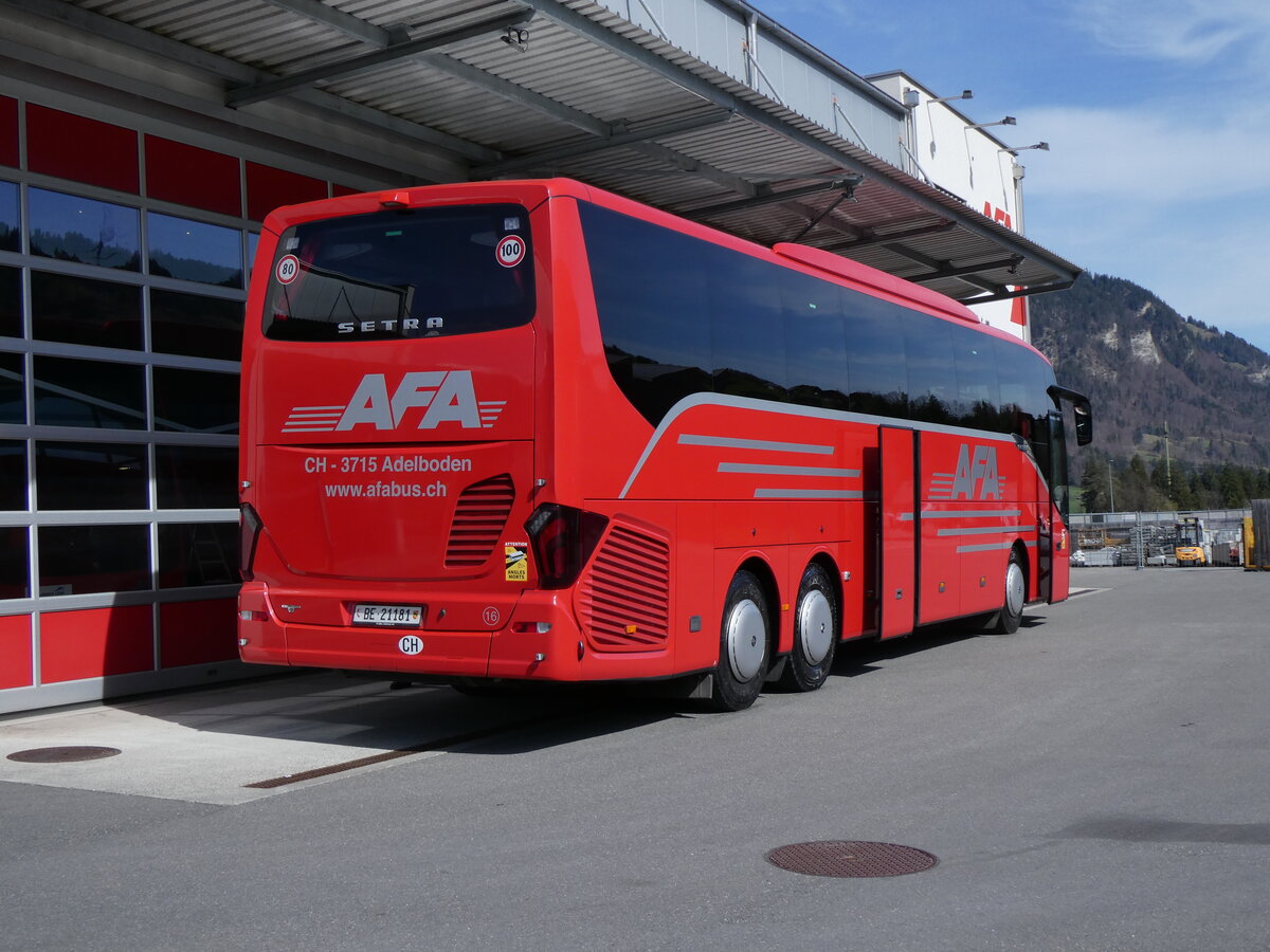 (261'001) - AFA Adelboden - Nr. 16/BE 21'181 - Setra am 5. April 2024 in Frutigen, Garage