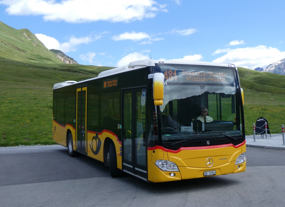 (264'275) - Bundi, Disentis - GR 93'904/PID 12'075 - Mercedes am 2. Juli 2024 in Lukmanier, Passhhe