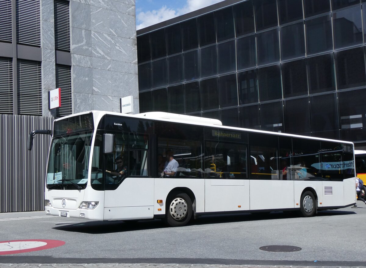 (265'473) - Welti-Furrer, Bassersdorf - Nr. 53/ZH 214'499 - Mercedes am 8. August 2024 beim Bahnhof Visp