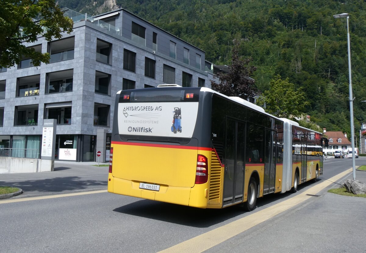 (265'957) - PostAuto Nordschweiz - BL 196'031/PID 5345 - Mercedes am 19. August 2024 beim Bahnhof Interlaken Ost