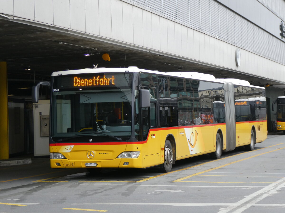 (268'265) - Steiner, Ortschwaben - Nr. 5/BE 175'180/PID 5548 - Mercedes am 19. Oktober 2024 in Bern, Postautostation