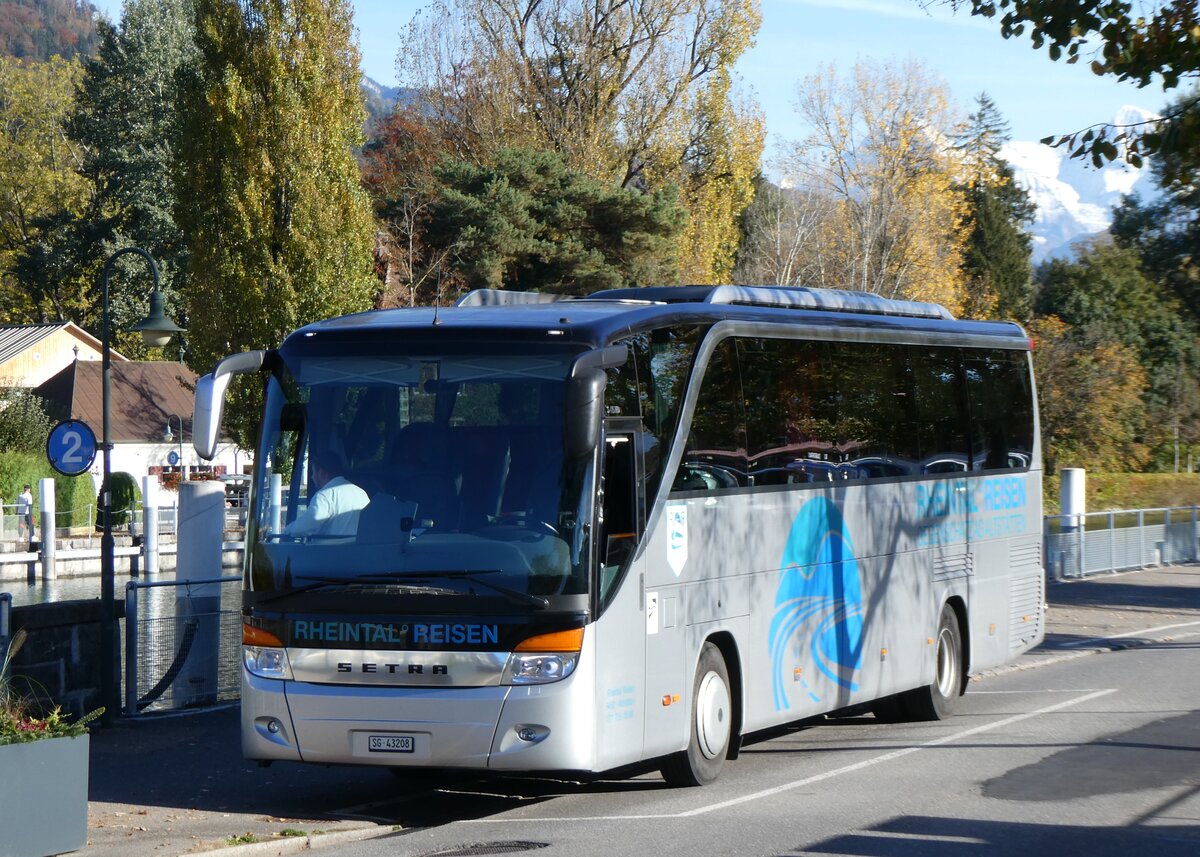 (268'377) - Gegenschatz, Altsttten - SG 43'208 - Setra am 21. Oktober 2024 bei der Schifflndte Thun