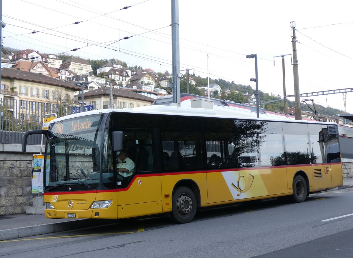 (268'394) - CarPostal Ouest - NE 110'426/PID 5414 - Mercedes (ex JU 28'172; ex Nr. 57; ex Stucki, Porrentruy Nr. 29) am 24. Oktober 2024 beim Bahnhof Neuchtel