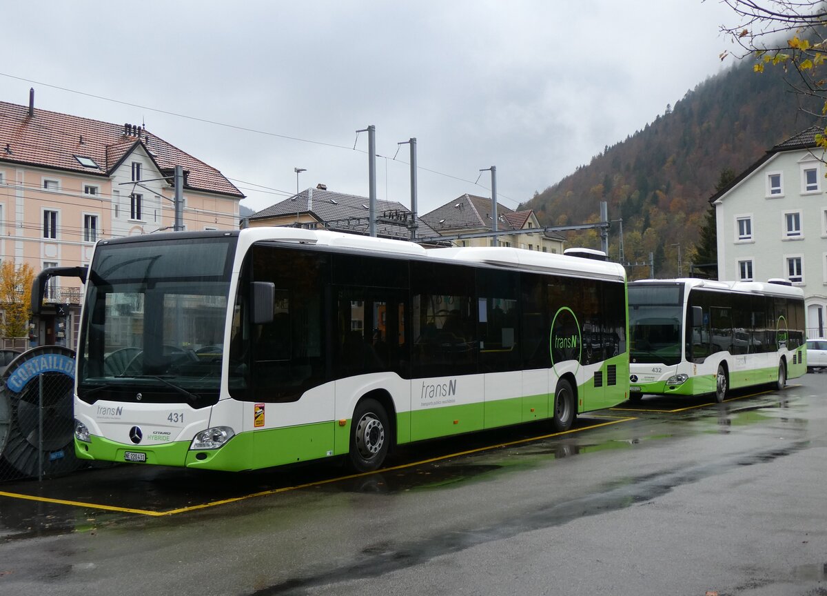 (268'411) - transN, La Chaux-de-Fonds - Nr. 431/NE 220'431 - Mercedes am 24. Oktober 2024 beim Bahnhof Fleurier