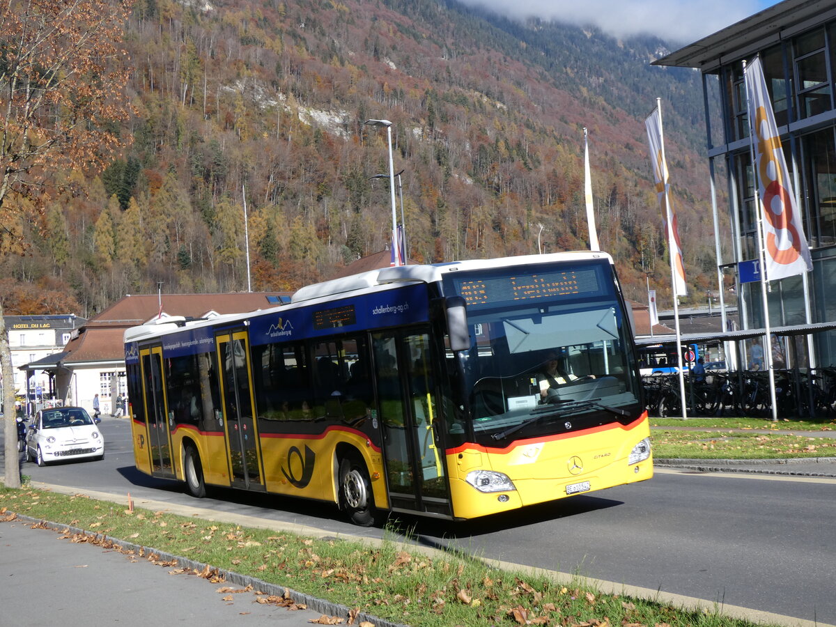 (269'172) - PostAuto Bern - BE 610'542/PID 11'686 - Mercedes am 14. November 2024 beim Bahnhof Interlaken Ost