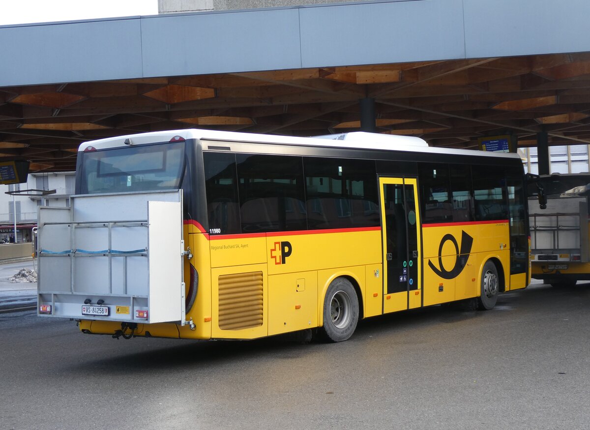 (269'430) - Buchard, Leytron - VS 84'258/PID 11'980 - Iveco am 29. November 2024 beim Bahnhof Sion