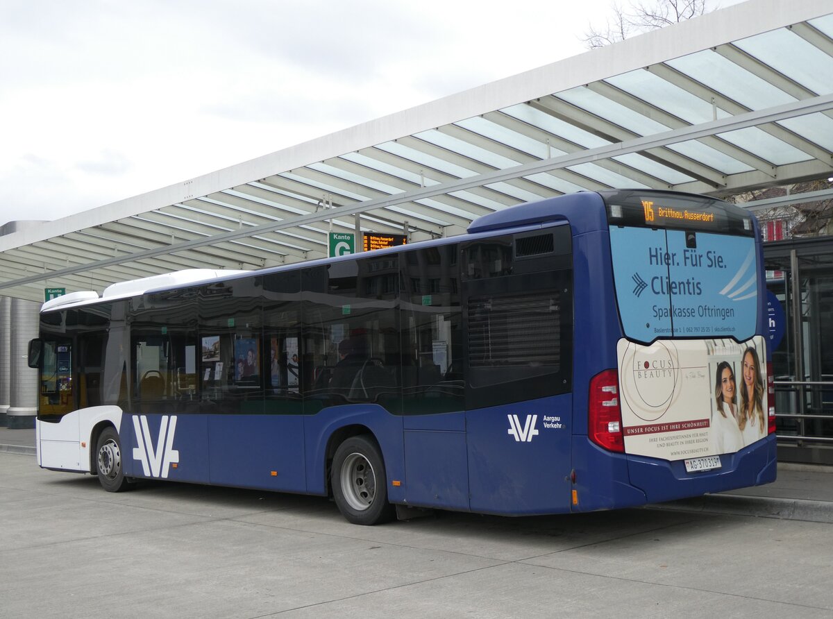 (269'738) - Limmat Bus, Dietikon - AG 370'319 - Mercedes am 10. Dezember 2024 beim Bahnhof Zofingen