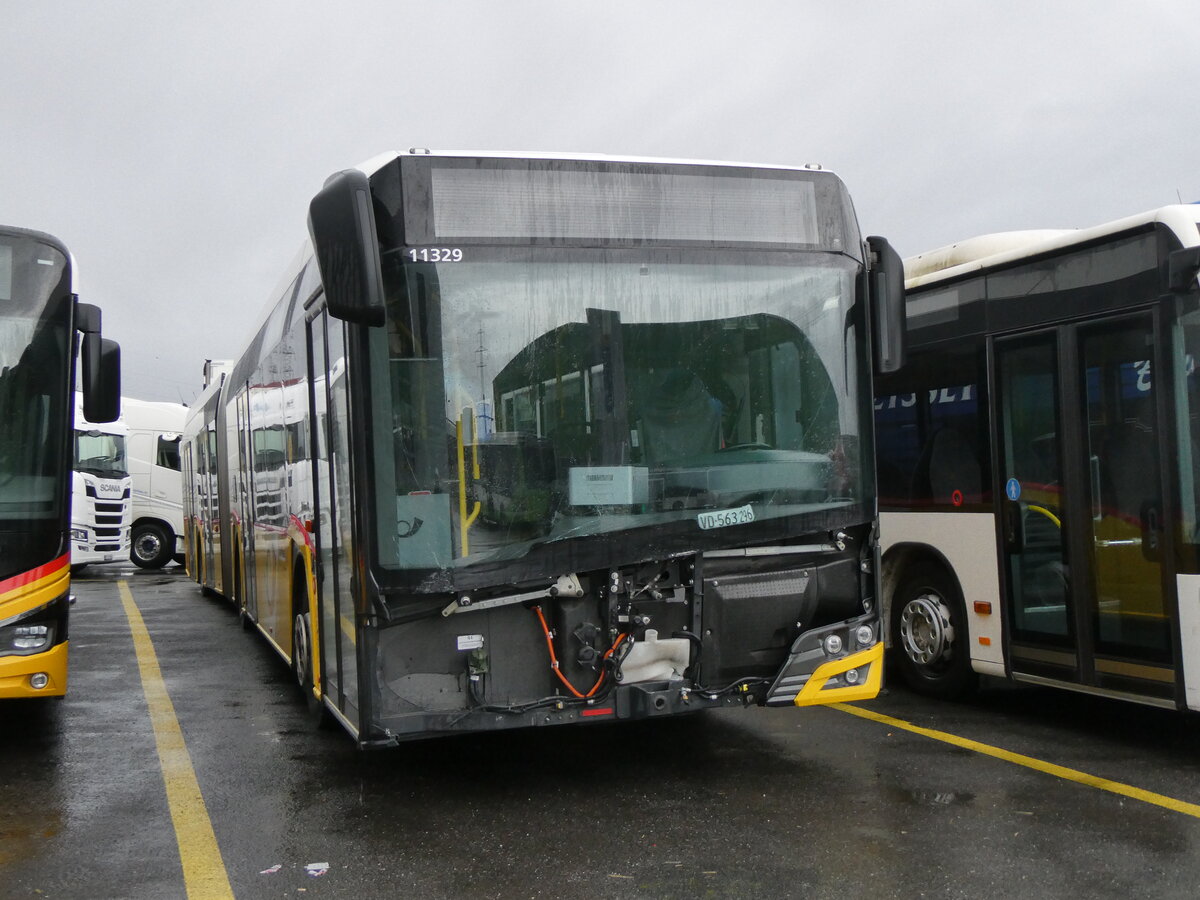 (270'093) - CarPostal Ouest - VD 563'296/PID 11'329 - Solaris am 22. Dezember 2024 in Kerzers, Interbus