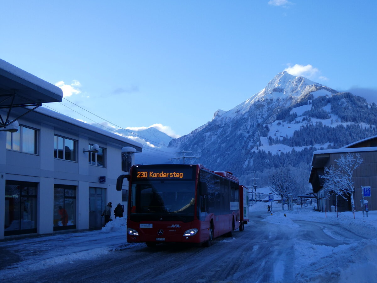 (270'140) - AFA Adelboden - Nr. 96/BE 823'926 - Mercedes am 24. Dezember 2024 beim Bahnhof Frutigen