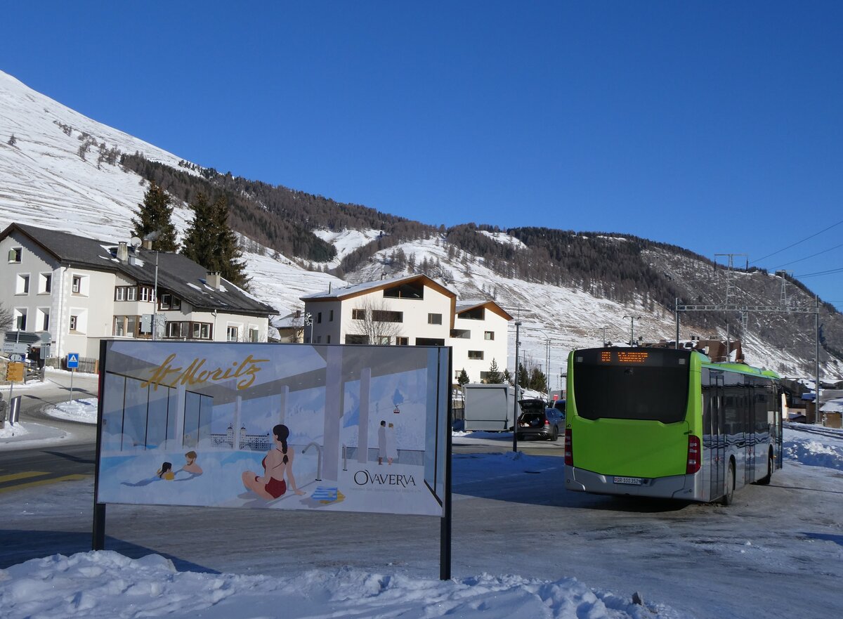 (270'259) - Engadin Bus, St. Moritz - GR 100'352 - Mercedes (ex Busland, Burgdorf Nr. 112) am 27. Dezember 2024 beim Bahnhof Zuoz