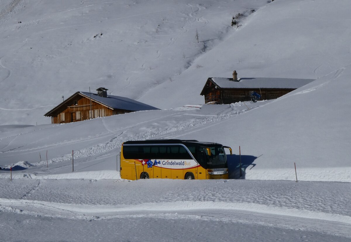 (270'357) - GrindelwaldBus, Grindelwald - Nr. 26/BE 268'737 - Setra am 29. Dezember 2024 auf der Bussalp