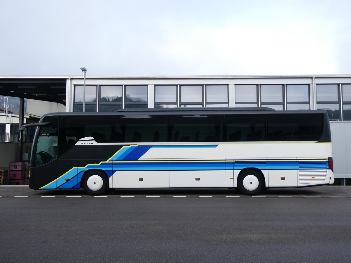 (270'612) - Ebneter, St. Gallen - Setra am 4. Januar 2025 in Winterthur, Daimler Buses