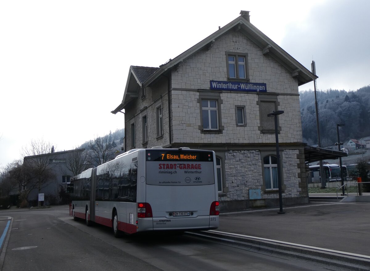 (270'614) - SW Winterthur - Nr. 371/ZH 730'371 - MAN am 4. Januar 2025 beim Bahnhof Winterthur Wlflingen