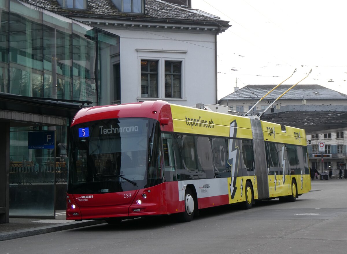 (270'616) - SW Winterthur - Nr. 133 - Hess/Hess Gelenktrolleybus am 4. Januar 2025 beim Hauptbahnhof Winterthur