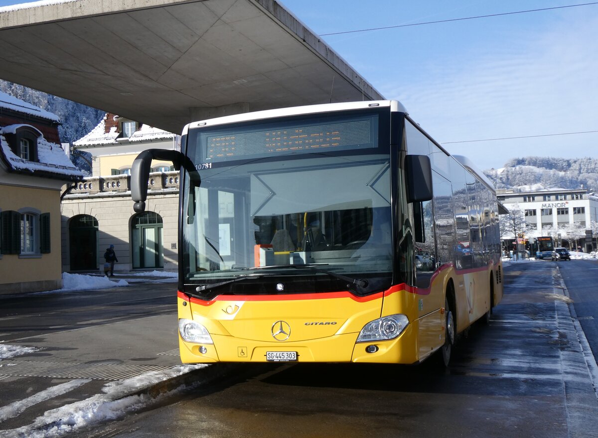 (270'647) - PostAuto Ostschweiz - SG 445'303/PID 10'781 - Mercedes am 4. Januar 2025 beim Bahnhof Wattwil