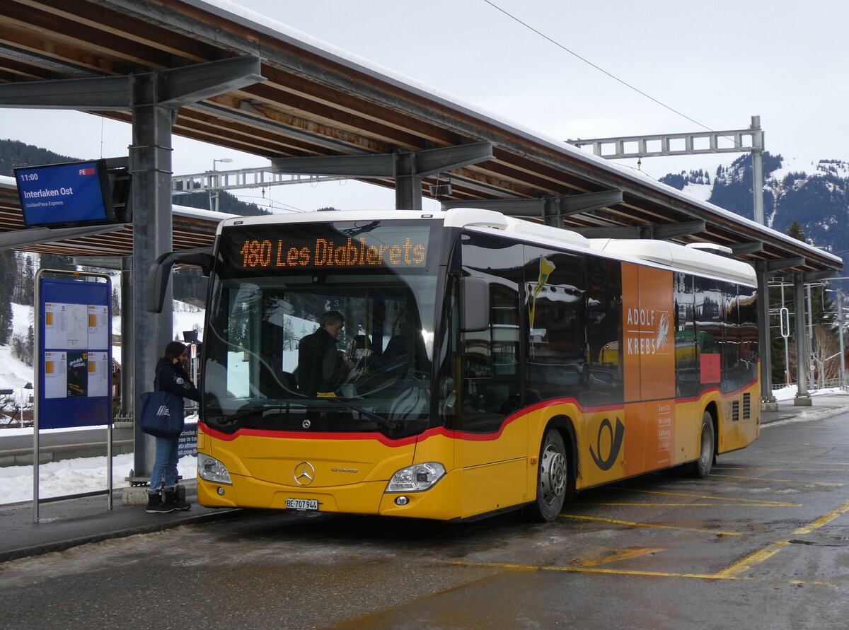 (270'684) - PostAuto Bern - BE 707'944/PID 12'071 - Mercedes (ex Kbli, Gstaad) am 6. Januar 2025 beim Bahnhof Gstaad