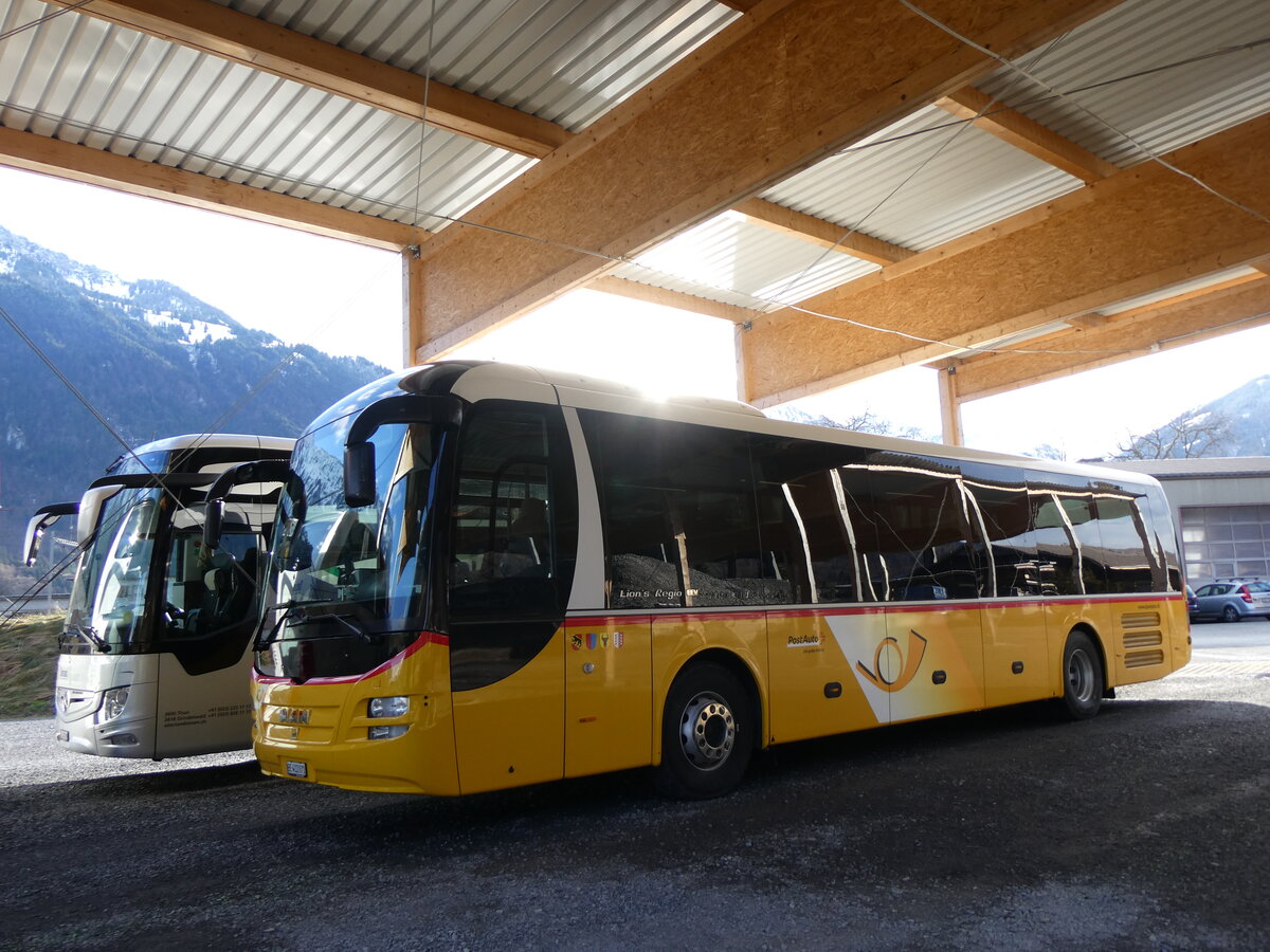 (270'745) - PostAuto Bern - Nr. 71/BE 412'071/PID 11'071 - MAN (ex PostAuto Zentralschweiz Nr. 20; ex Dillier, Sarnen Nr. 20) am 7. Januar 2025 in Interlaken, Garage