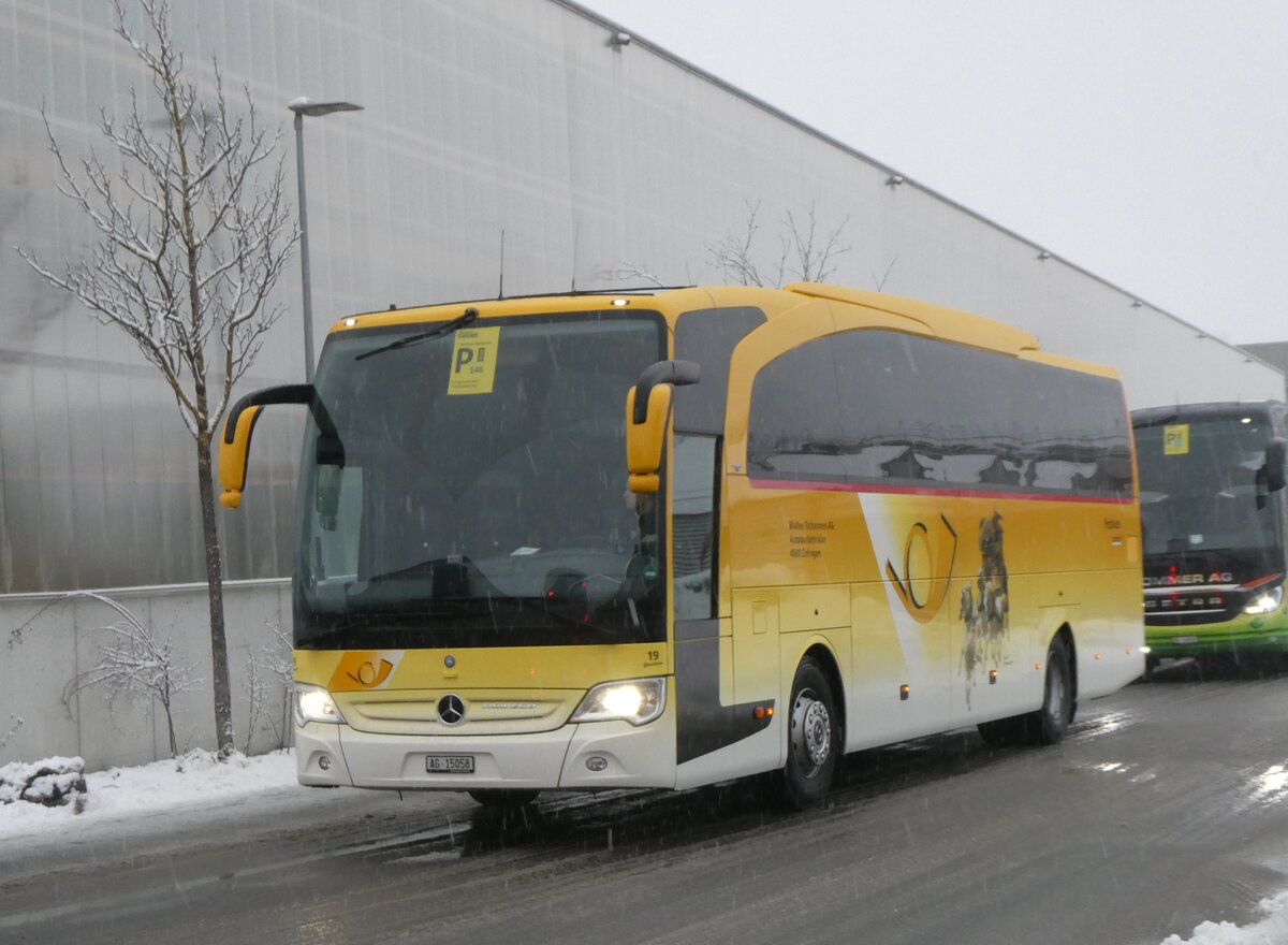 (270'856) - Tschannen, Zofingen - Nr. 19/AG 15'058 - Mercedes am 11. Januar 2025 beim Bahnhof Frutigen