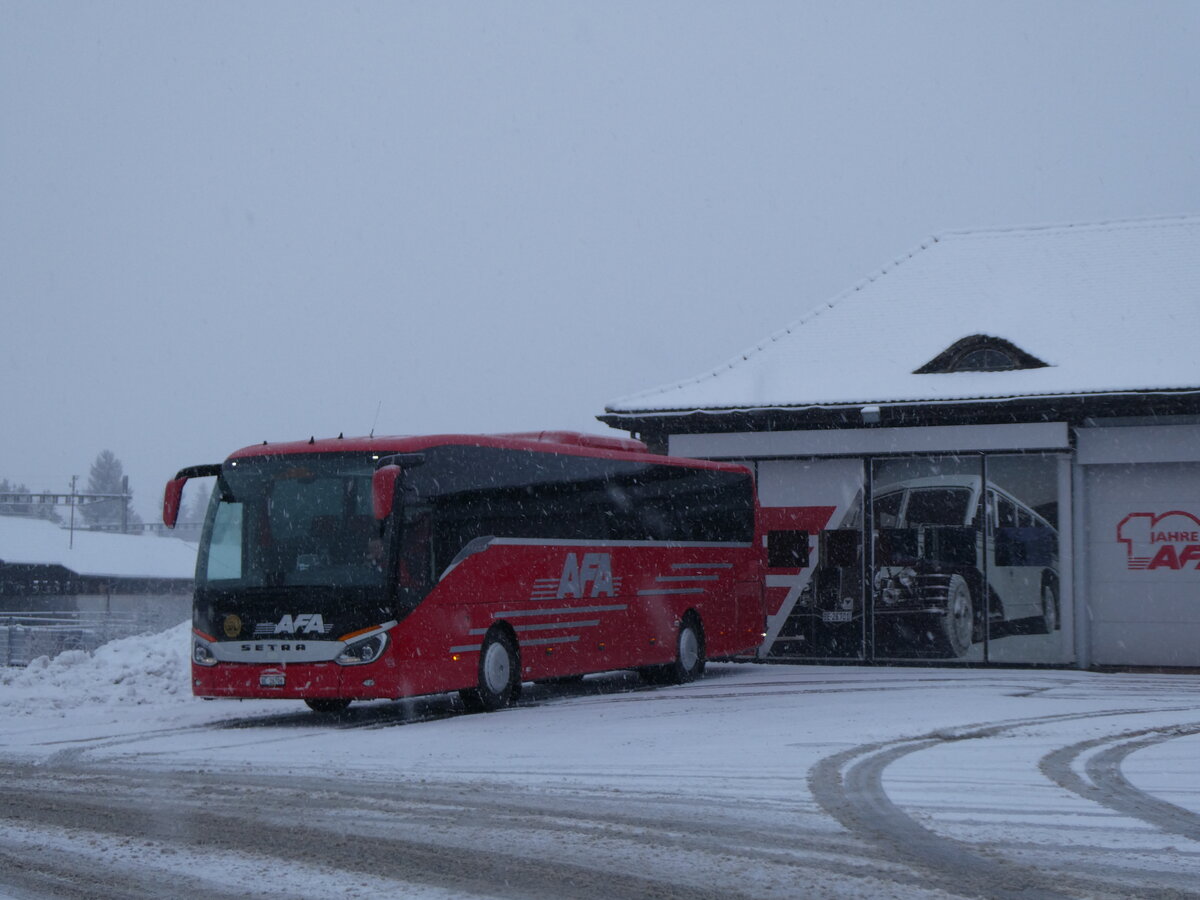 (270'918) - AFA Adelboden - Nr. 25/BE 26'706 - Setra am 11. Januar 2025 beim Bahnhof Frutigen