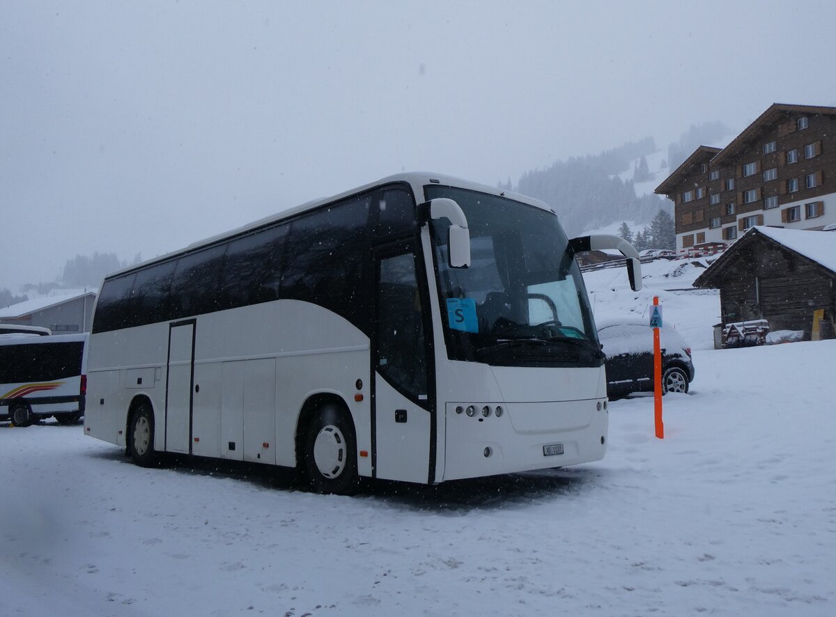 (270'931) - Remy, Lausanne - VD 1137 - Volvo am 11. Januar 2025 in Adelboden, ASB