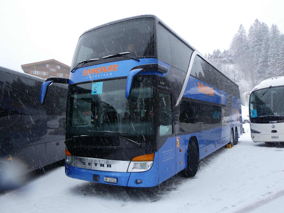 (270'936) - Ramsauer, Herisau - AR 4'734 - Setra am 11. Januar 2025 in Adelboden, ASB