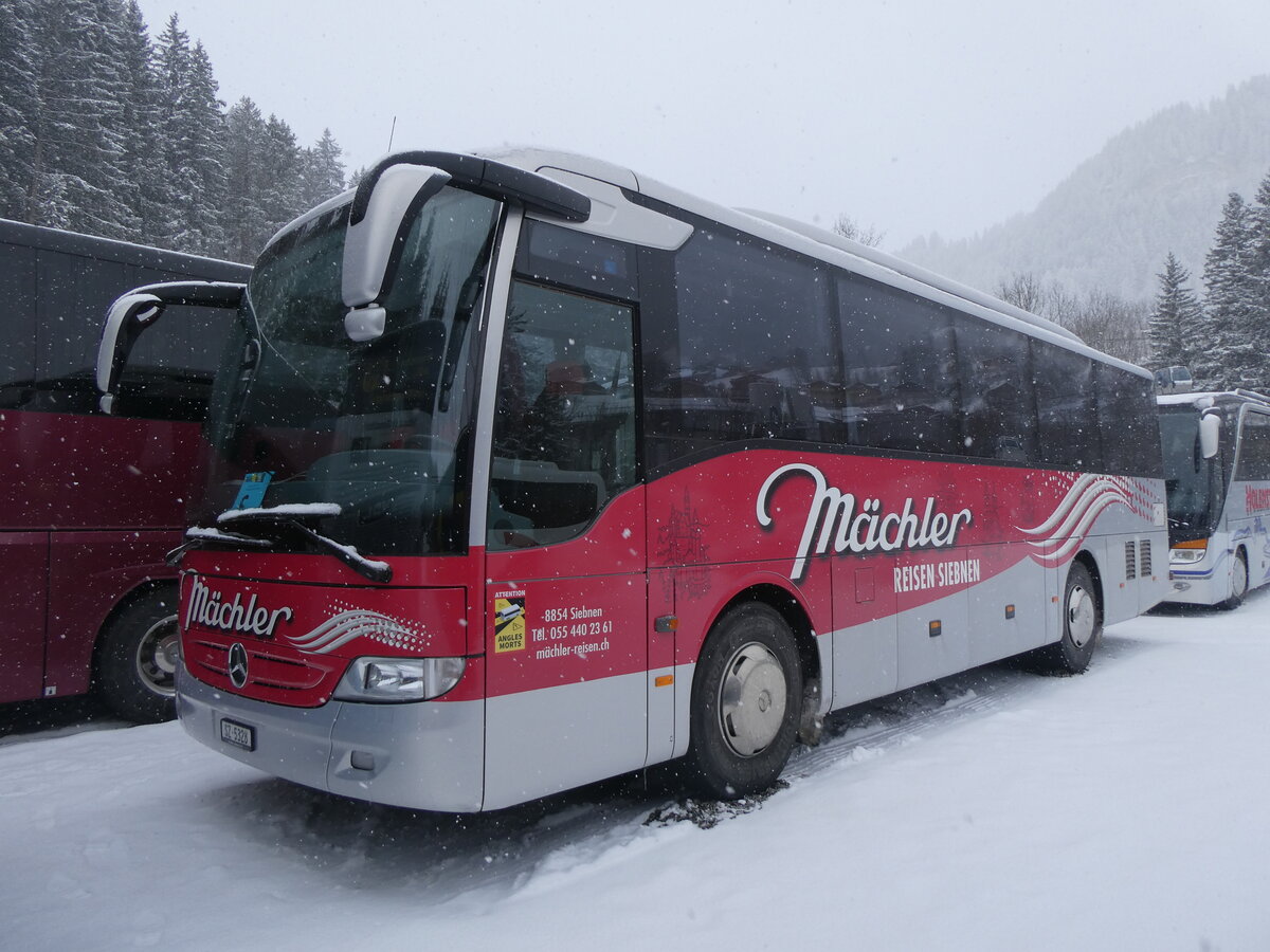 (271'012) - Mchler, Siebnen - SZ 5328 - Mercedes am 11. Januar 2025 in Adelboden, ASB