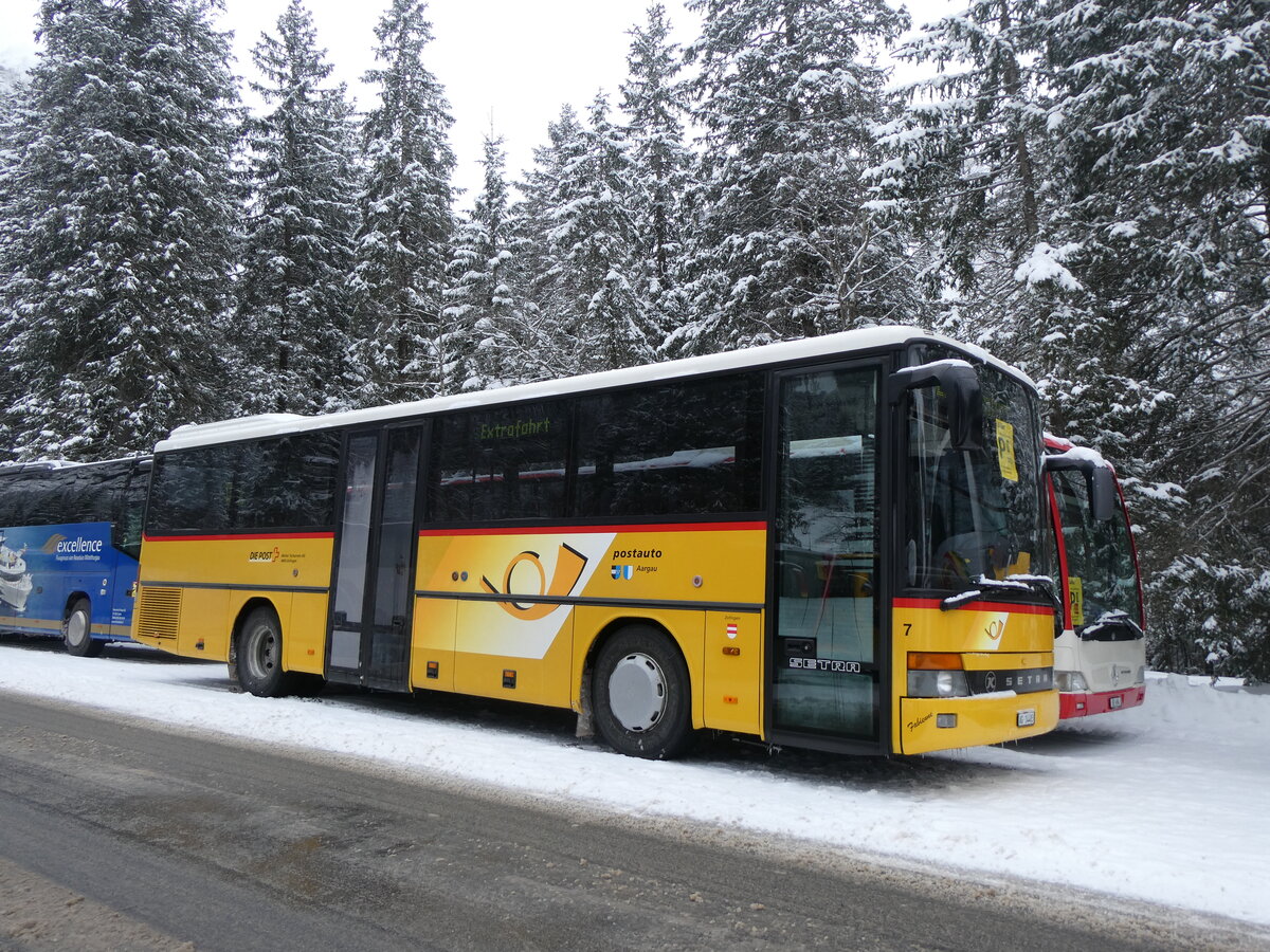 (271'073) - Tschannen, Zofingen - Nr. 7/AG 14'483/PID 90 - Setra am 11. Januar 2025 in Adelboden, Unter dem Birg