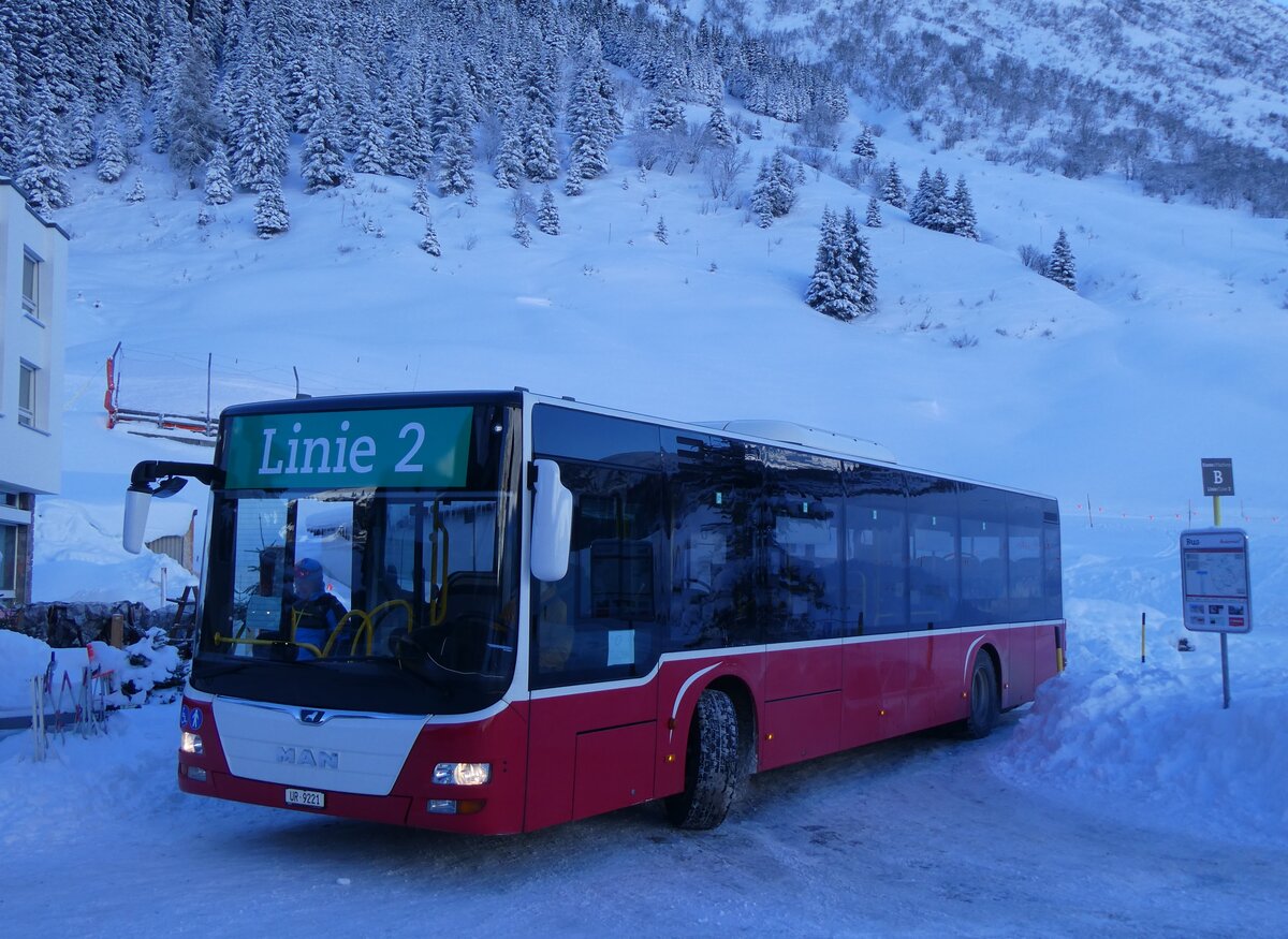 (271'150) - Mattli, Wassen - UR 9221 - MAN (ex Dr. Richard, A-Wien Nr. 1433) am 14. Januar 2025 in Andermatt, Gemsstockbahn