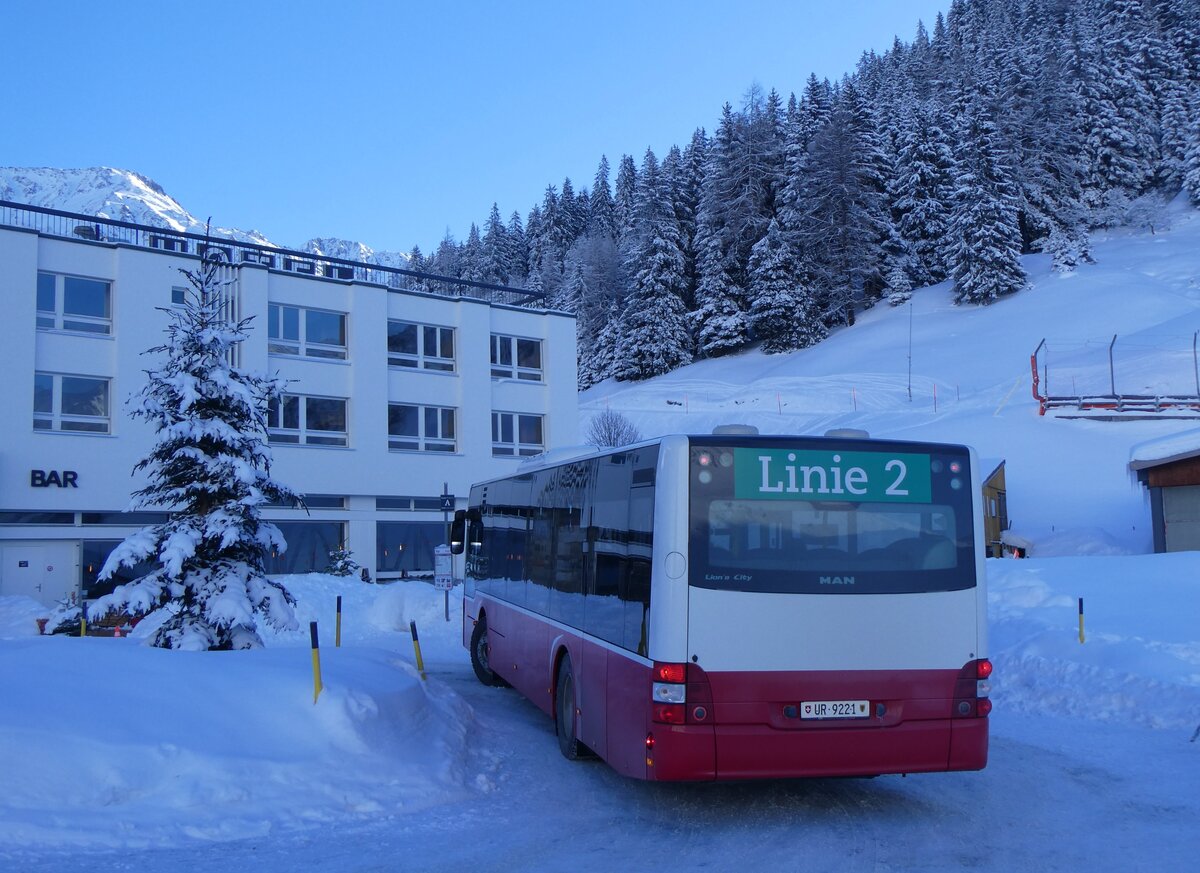 (271'152) - Mattli, Wassen - UR 9221 - MAN (ex Dr. Richard, A-Wien Nr. 1433) am 14. Januar 2025 in Andermatt, Gemsstockbahn