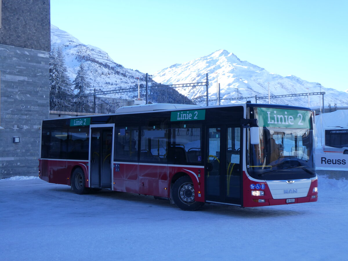 (271'154) - Mattli, Wassen - UR 9221 - MAN (ex Dr. Richard, A-Wien Nr. 1433) am 14. Januar 2025 in Andermatt, Bahnhofplatz