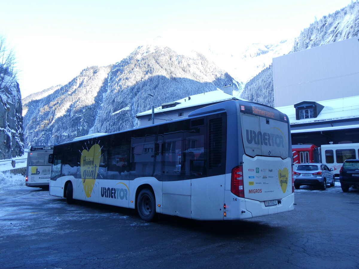 (271'159) - AAGU Altdorf - Nr. 14/UR 9347 - Mercedes am 14. Januar 2025 beim Bahnhof Gschenen