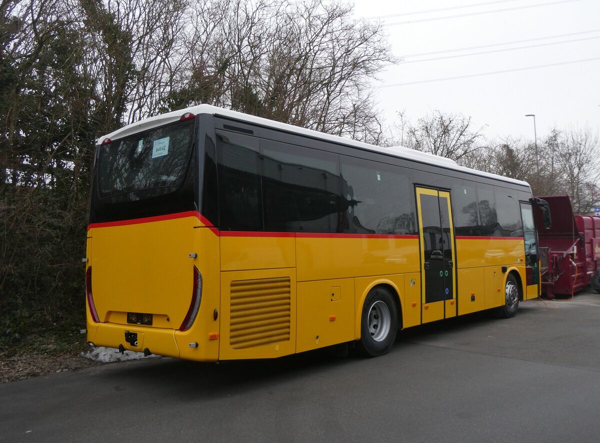 (271'343) - Evquoz, Erde - PID 12'235 - Iveco am 19. Januar 2025 in Kerzers, Interbus