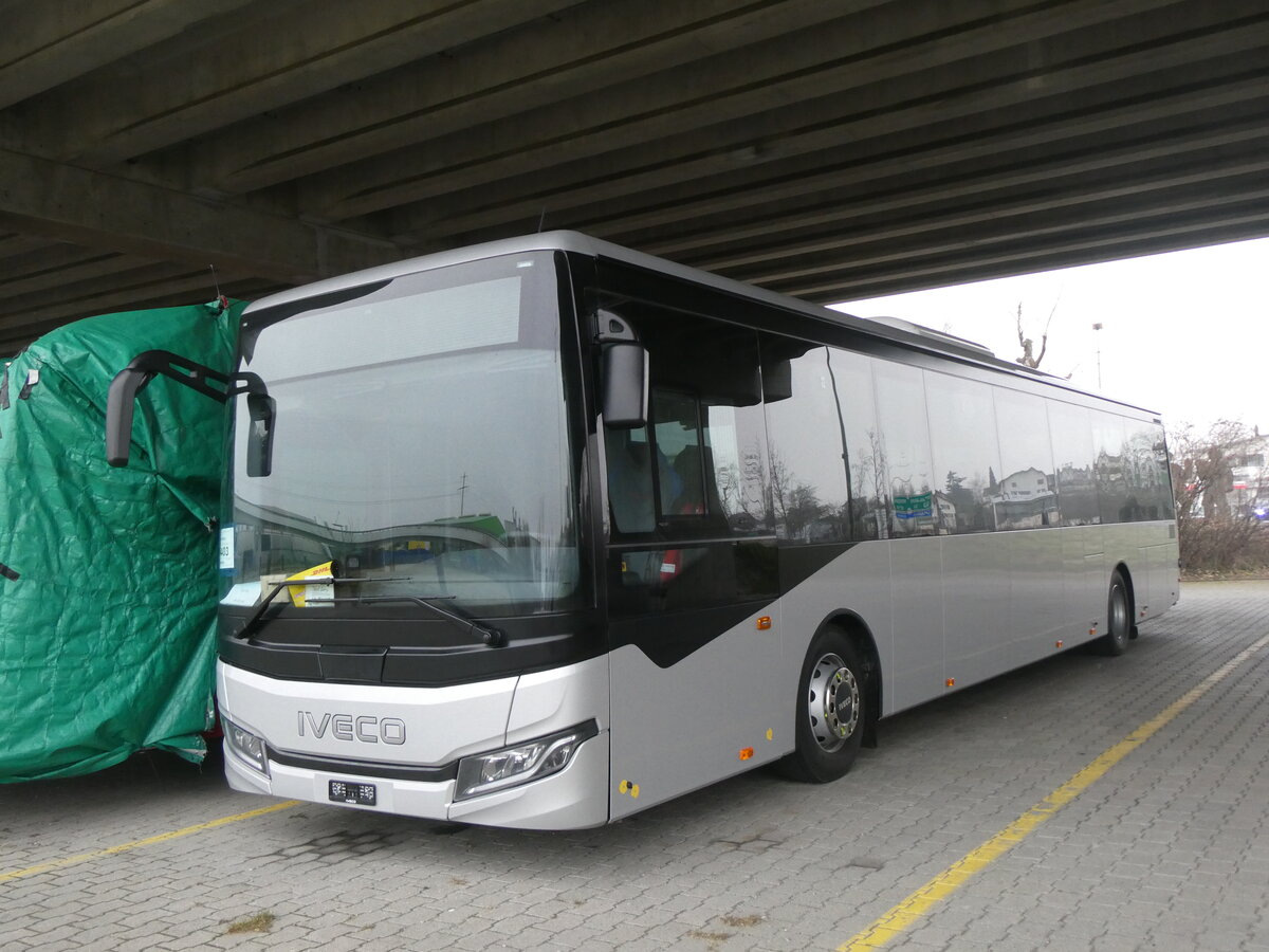 (271'350) - Transports Taxis Dany, Rolle - (VD 1024) - Iveco am 19. Januar 2025 in Kerzers, Murtenstrasse