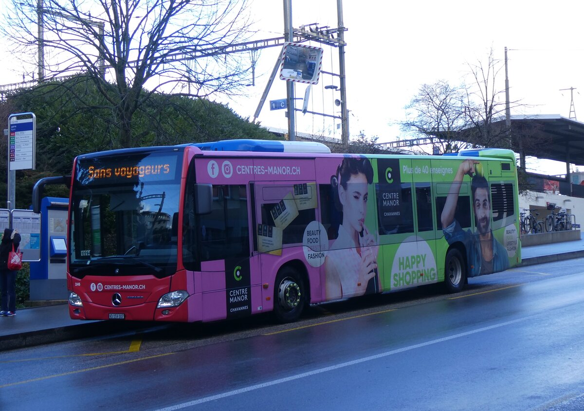 (271'397) - TPN Nyon - Nr. 246/VD 159'307 - Mercedes am 22. Januar 2025 beim Bahnhof Nyon