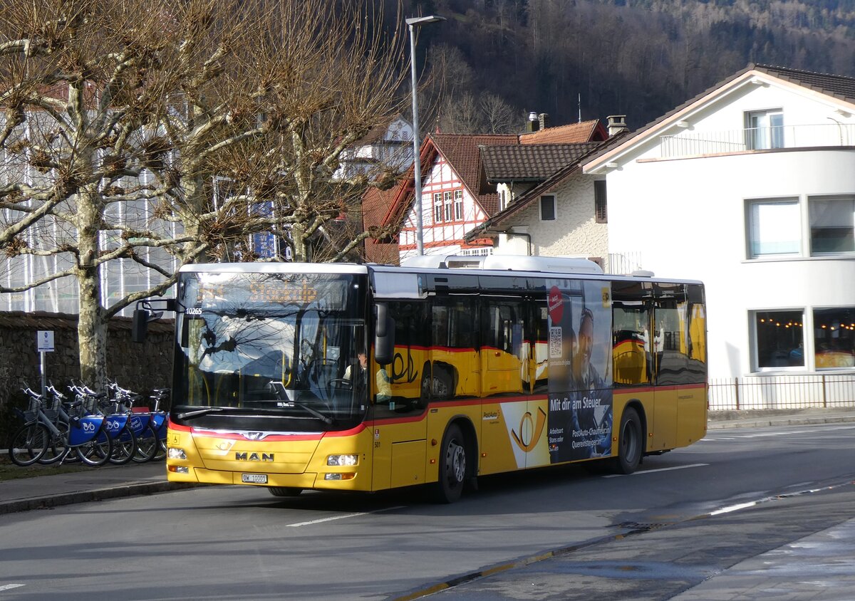 (271'447) - PostAuto Zentralschweiz - Nr. 501/OW 10'001/PID 10'265 - MAN (ex Nr. 9; ex Dillier, Sarnen Nr. 9) am 24. Januar 2025 beim Bahnhof Sarnen