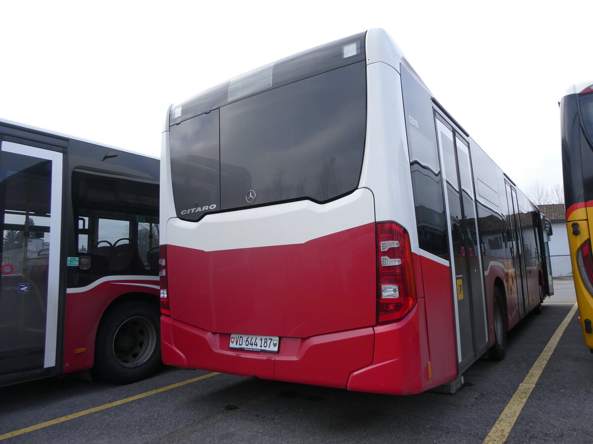 (271'591) - CarPostal Ouest - VD 644'187/PID 12'316 - Mercedes (ex Wiener Linien, A-Wien) am 1. Februar 2025 in Yverdon, Garage