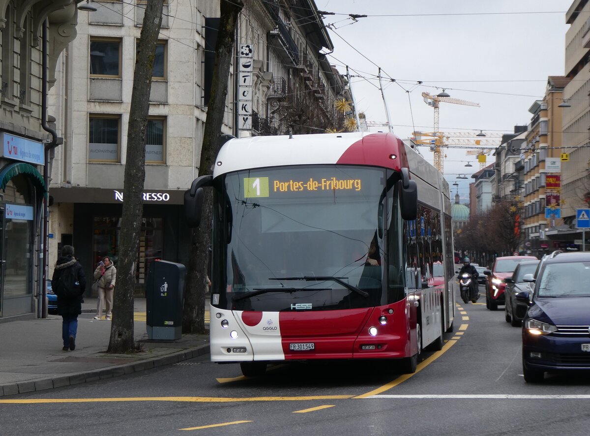 (271'619) - TPF Fribourg - Nr. 6609/FR 301'549 - Hess/Hess Gelenktrolleybus am 1. Februar 2025 beim Bahnhof Fribourg