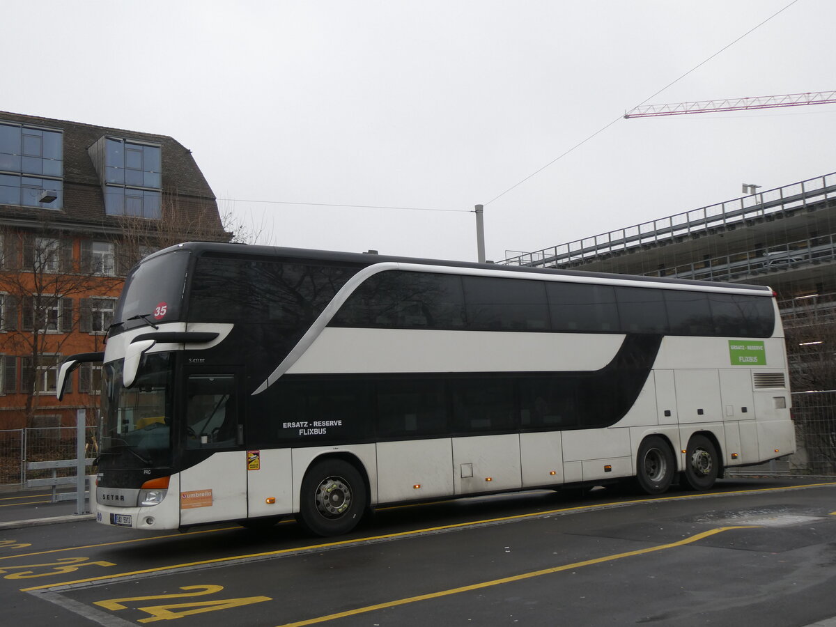 (271'671) - Aus Tschechien: Umbrella, Praha - Nr. 35/9AD 5912 - Setra am 6. Februar 2025 in Zrich, Sihlquai