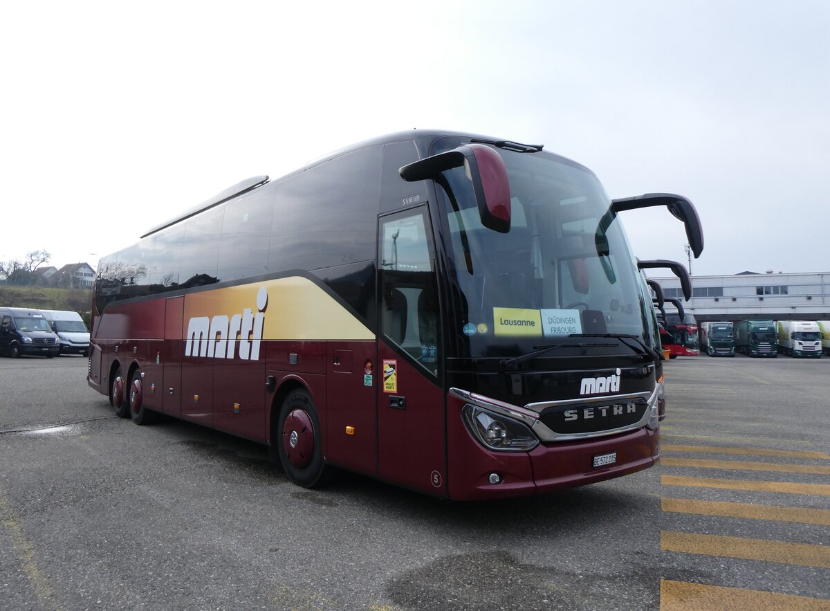 (271'759) - Marti, Kallnach - Nr. 5/BE 572'205 - Setra am 8. Februar 2025 in Kallnach, Car-Terminal