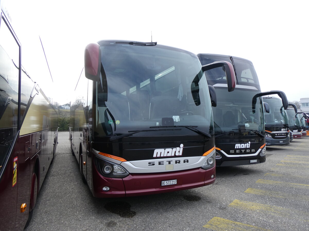 (271'761) - Marti, Kallnach - Nr. 17/BE 572'217 - Setra am 8. Februar 2025 in Kallnach, Car-Terminal