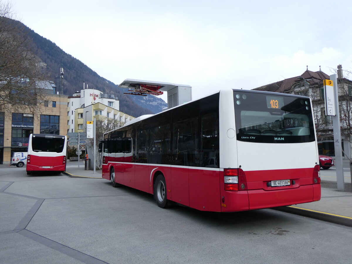 (271'859) - PostAuto BErn - BE 403'166/PID 12'336 - MAN (ex Dr. Richard, A-Wien Nr. 1411) am 11. Februar 2025 beim Bahnhof Interlaken West