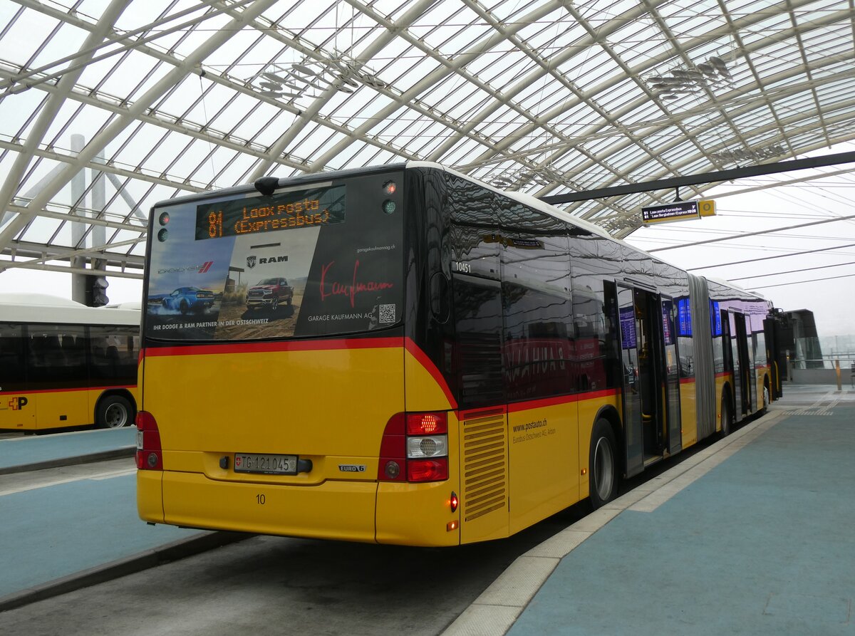 (271'964) - Eurobus, Arobn - Nr. 10/TG 121'045/PID 10'451 - MAN am 14. Februar 2025 in Chur, Postautostation