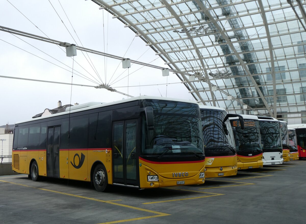 (271'979) - PostAuto Graubnden - GR 168'873/PID 10'210 - Iveco (ex GR 170'438) am 14. Februar 2025 in Chur, Postautostation