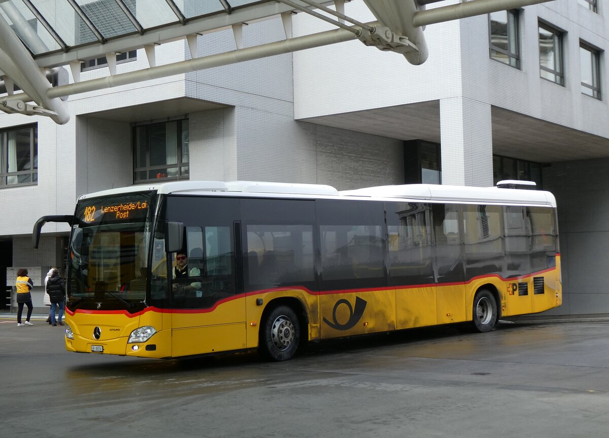 (271'984) - PostAuto Graubnden - GR 86'550/PID 12'214 - Mercedes am 14. Februar 2025 in Chur, Postautostation