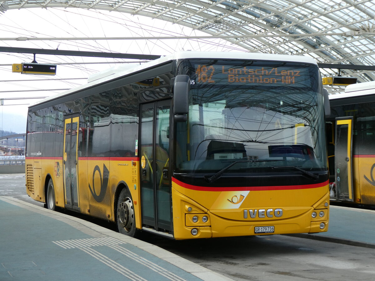 (272'056) - PostAuto Graubnden - GR 179'716/PID 11'285 - Iveco am 14. Februar 2025 in Chur, Postautostation