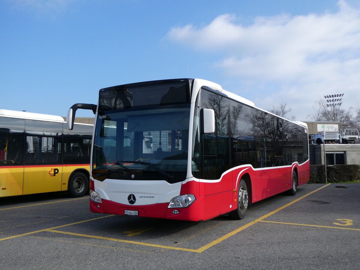 (272'077) - CarPostal Ouest - VD 644'186/PID 12'302 - Mercedes (ex Wiener Linien, A-Wien Nr. 8120) am 15. Februar 2025 in Yverdon, Garage