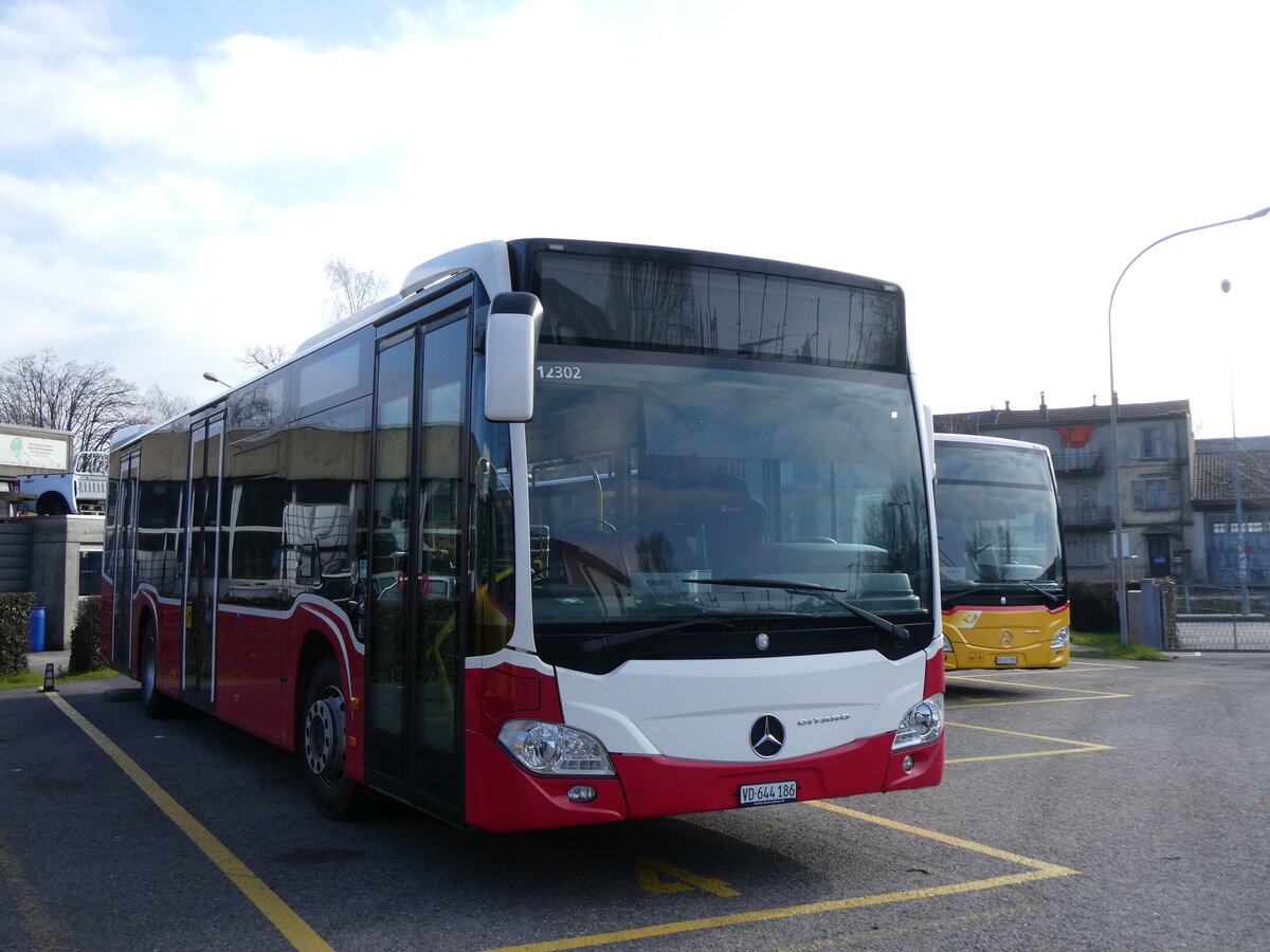 (272'078) - CarPostal Ouest - VD 644'186/PID 12'302 - Mercedes (ex Wiener Linien, A-Wien Nr. 8120) am 15. Februar 2025 in Yverdon, Garage