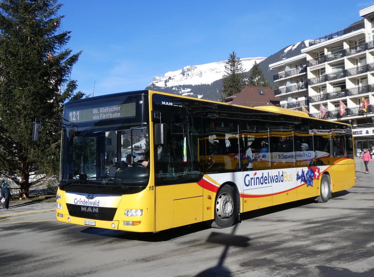 (272'161) - GrindelwaldBus, Grindelwald - Nr. 15/BE 525'871 - MAN am 17. Februar 2025 beim Bahnhof Grindelwald