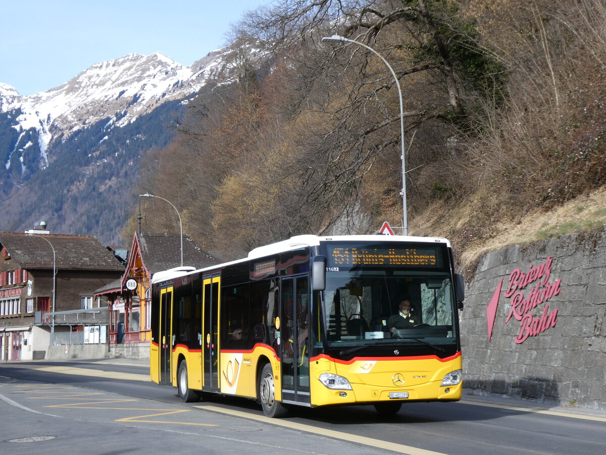 (272'279) - Flck, Brienz - Nr. 1/BE 482'299/PID 11'682 - Mercedes (ex PostAuto Bern BE 403'166; ex PostAuto Bern BE 653'384) am 21. Februar 2025 beim Bahnhof Brienz